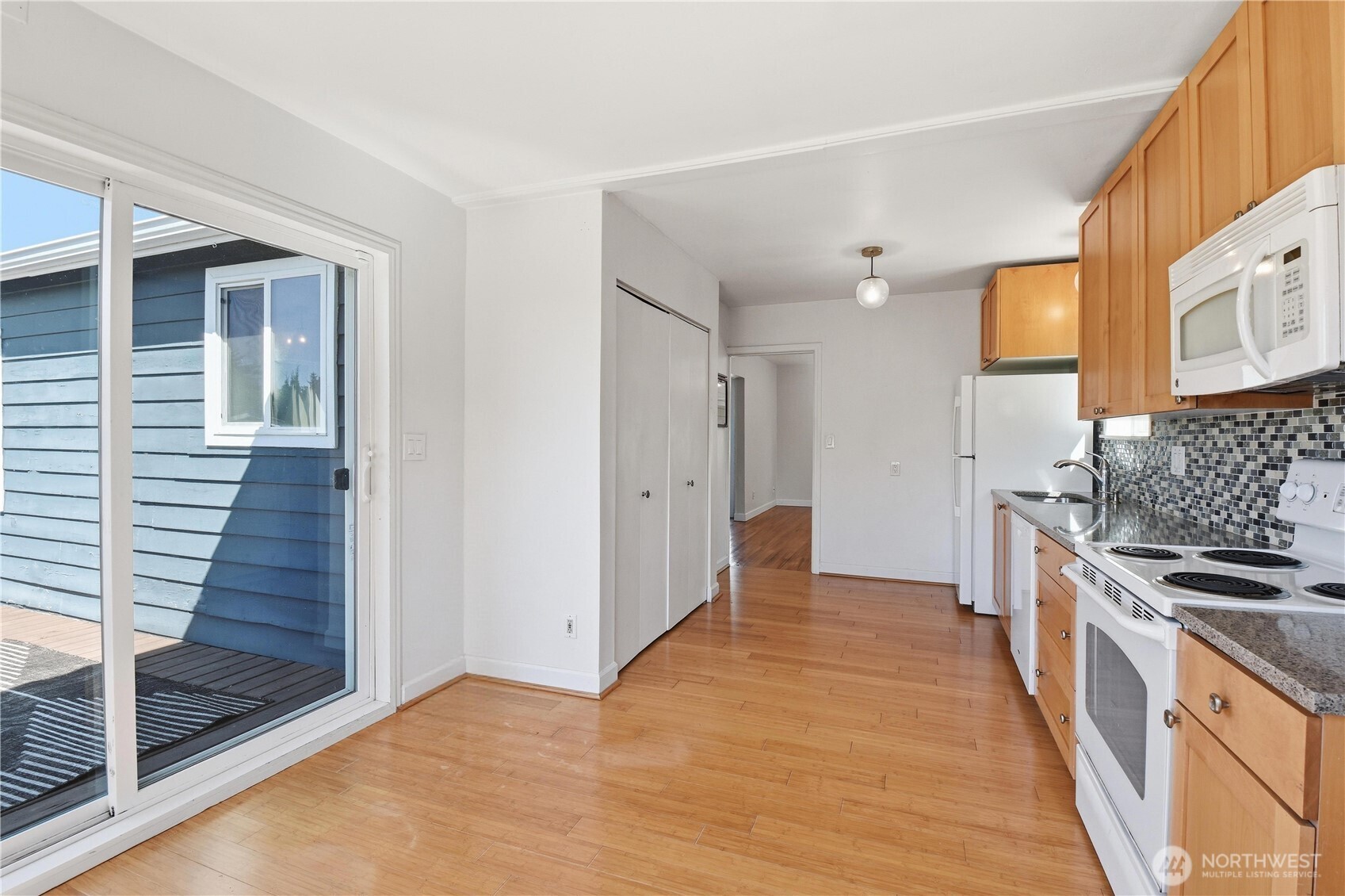 317 9th Avenue , Kirkland, WA 98033