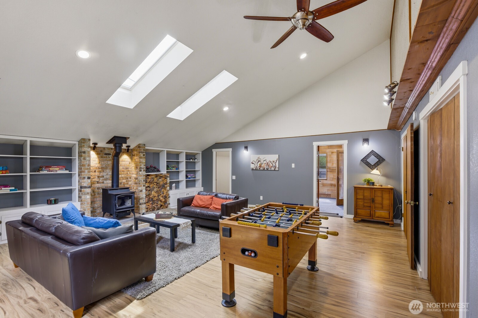 13717 46th Avenue W, Edmonds, WA 98026
