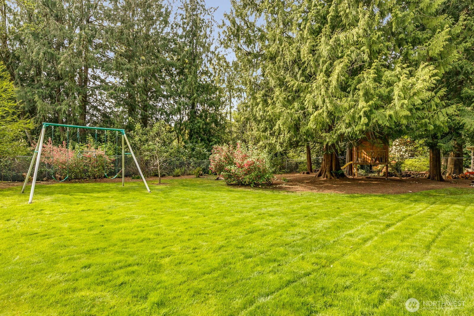 13717 46th Avenue W, Edmonds, WA 98026