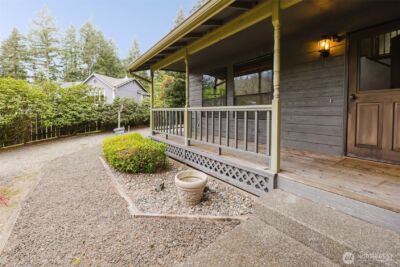 9606 Sunburst Court SE, Port Orchard, WA 98367-9634 - Photo 2