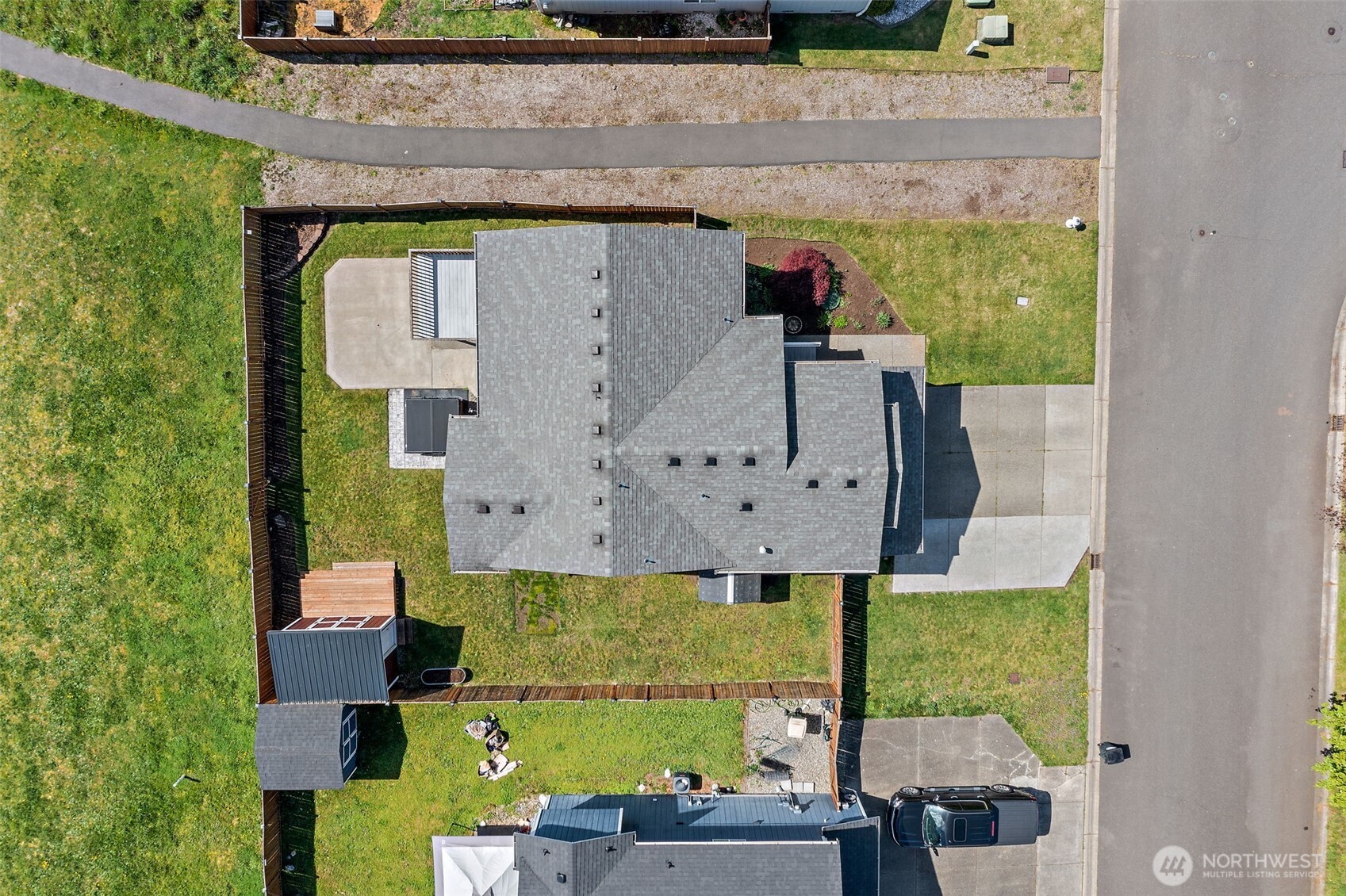 16634 Rainier View Drive SE, Yelm, WA 98597