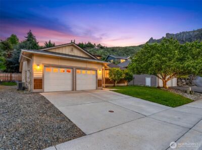 1111 Splett Street , Wenatchee, WA 98801 - Photo 1