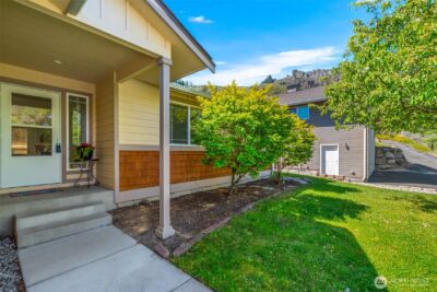 1111 Splett Street , Wenatchee, WA 98801 - Photo 36