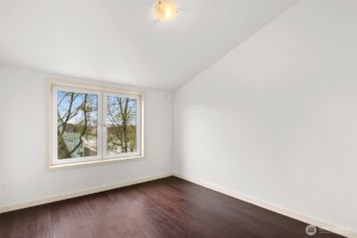 701 1st Avenue N #402, Seattle, WA 98109 - Photo 13