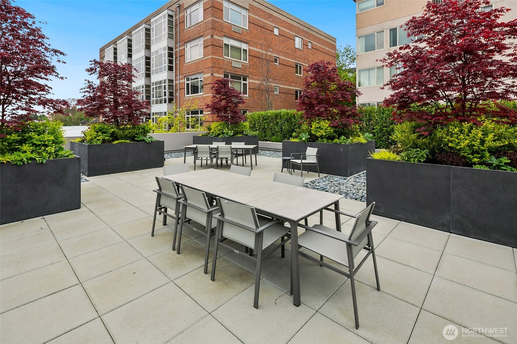 701 1st Avenue N #402, Seattle, WA 98109
