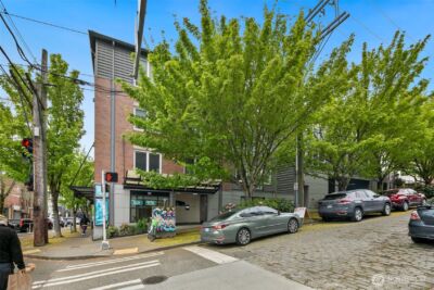 701 1st Avenue N #402, Seattle, WA 98109 - Photo 23