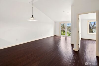 701 1st Avenue N #402, Seattle, WA 98109 - Photo 3