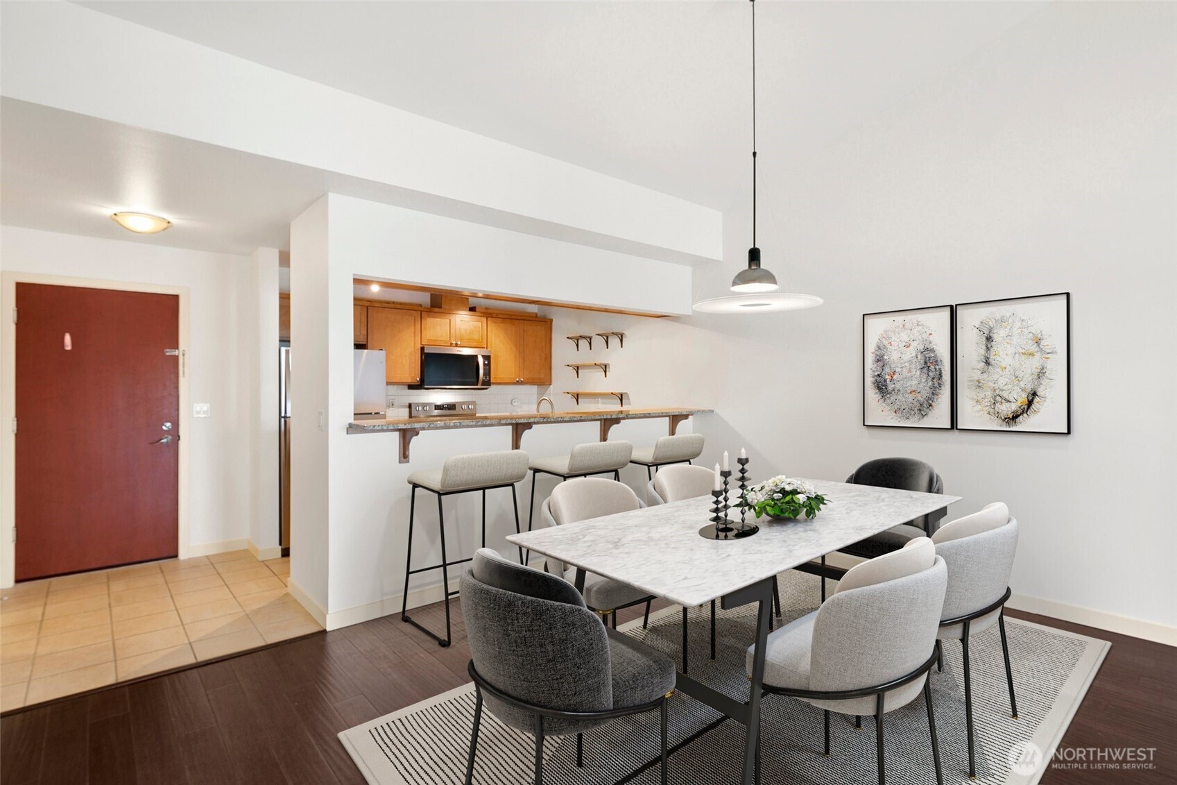 701 1st Avenue N #402, Seattle, WA 98109
