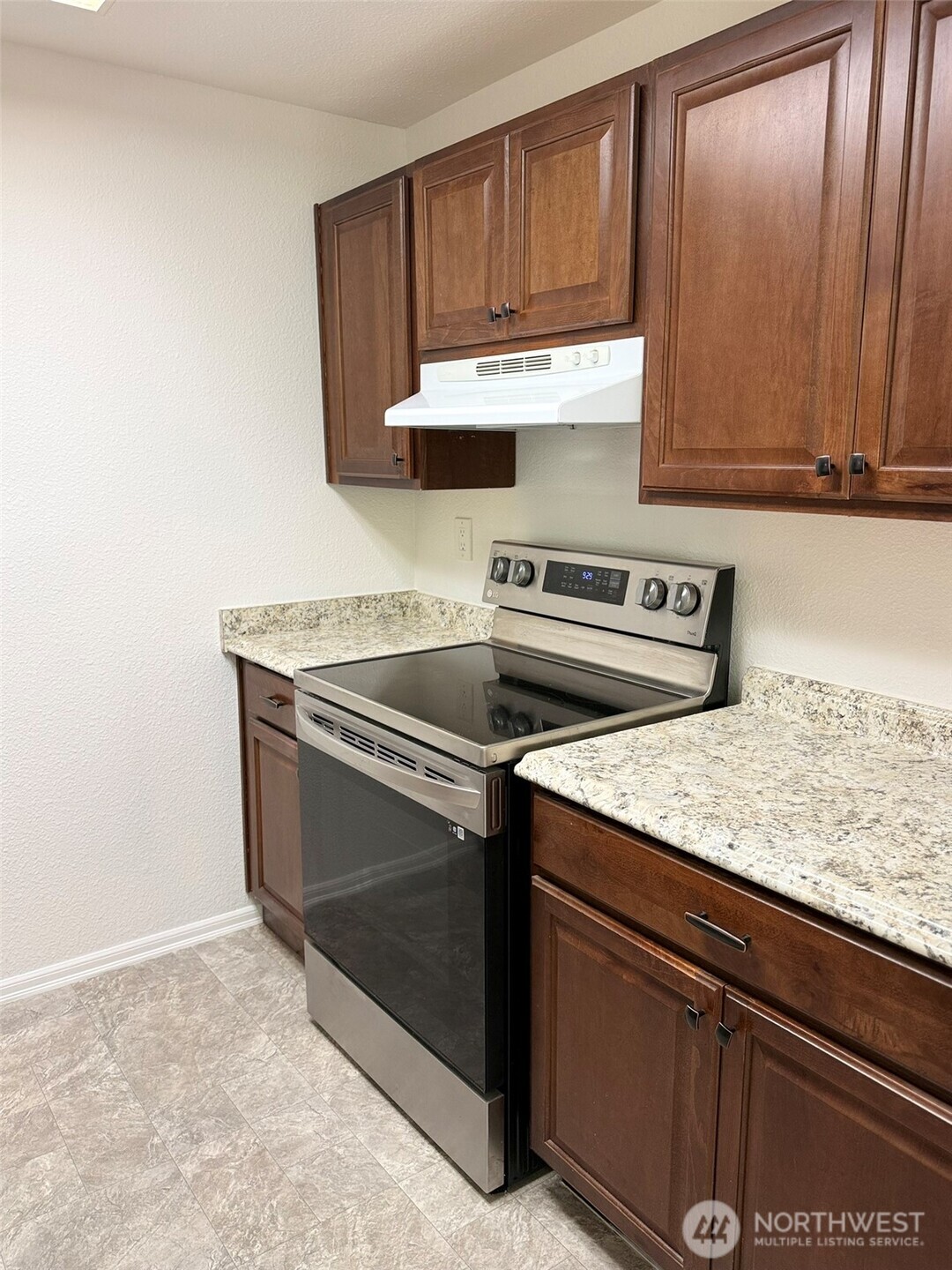 17527 149th Avenue SE #B2, Renton, WA 98058