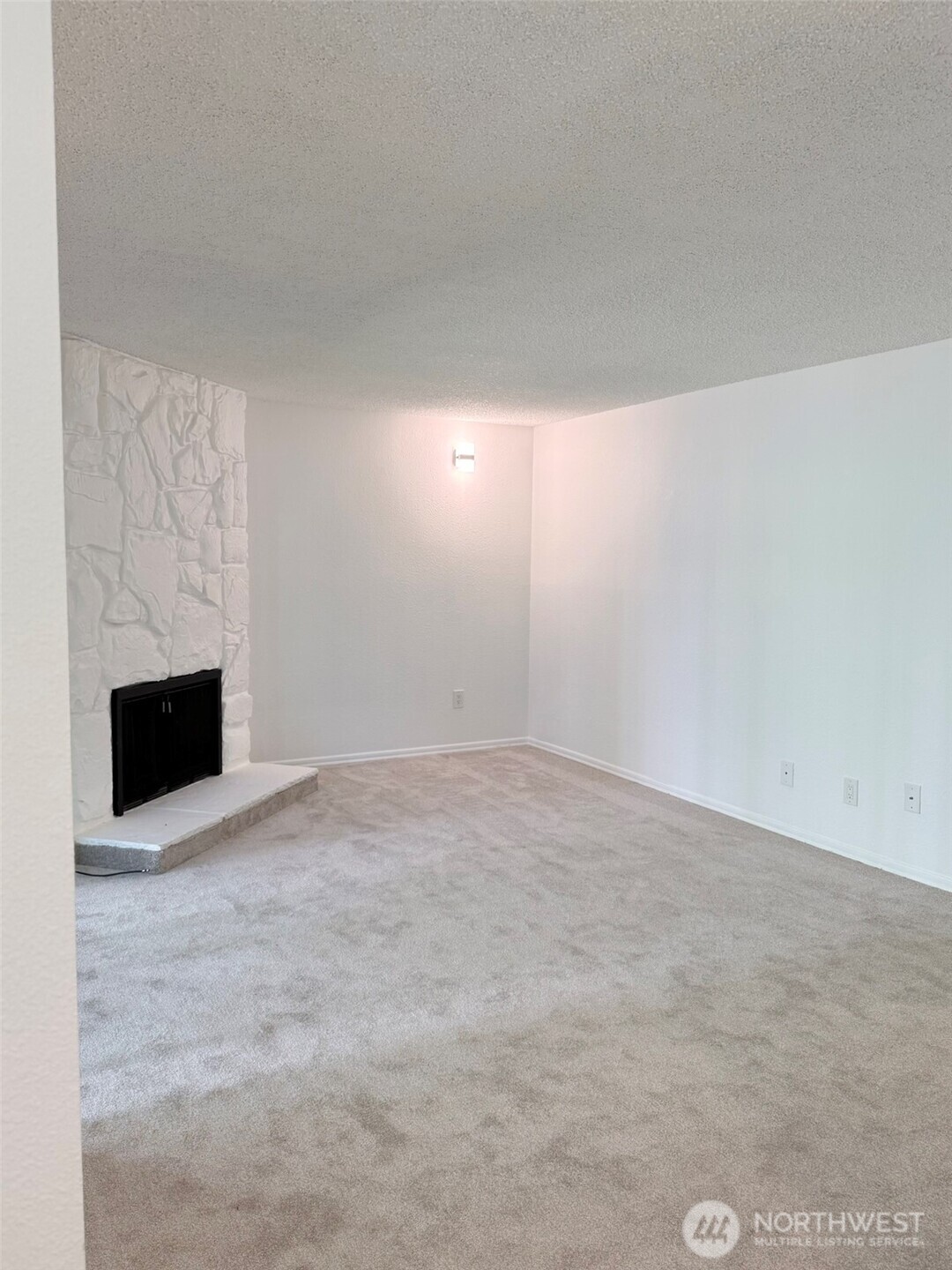 17527 149th Avenue SE #B2, Renton, WA 98058