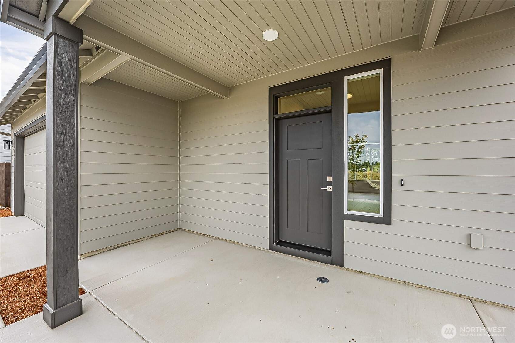 960 RW Fletcher Street , Winlock, WA 98596