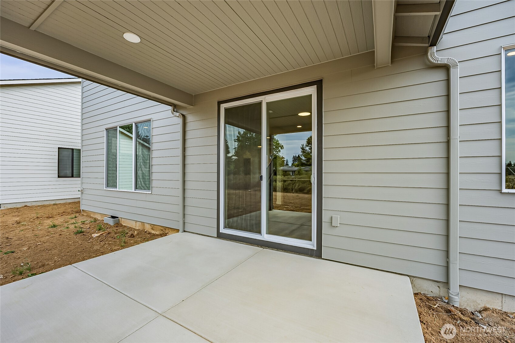 960 RW Fletcher Street , Winlock, WA 98596