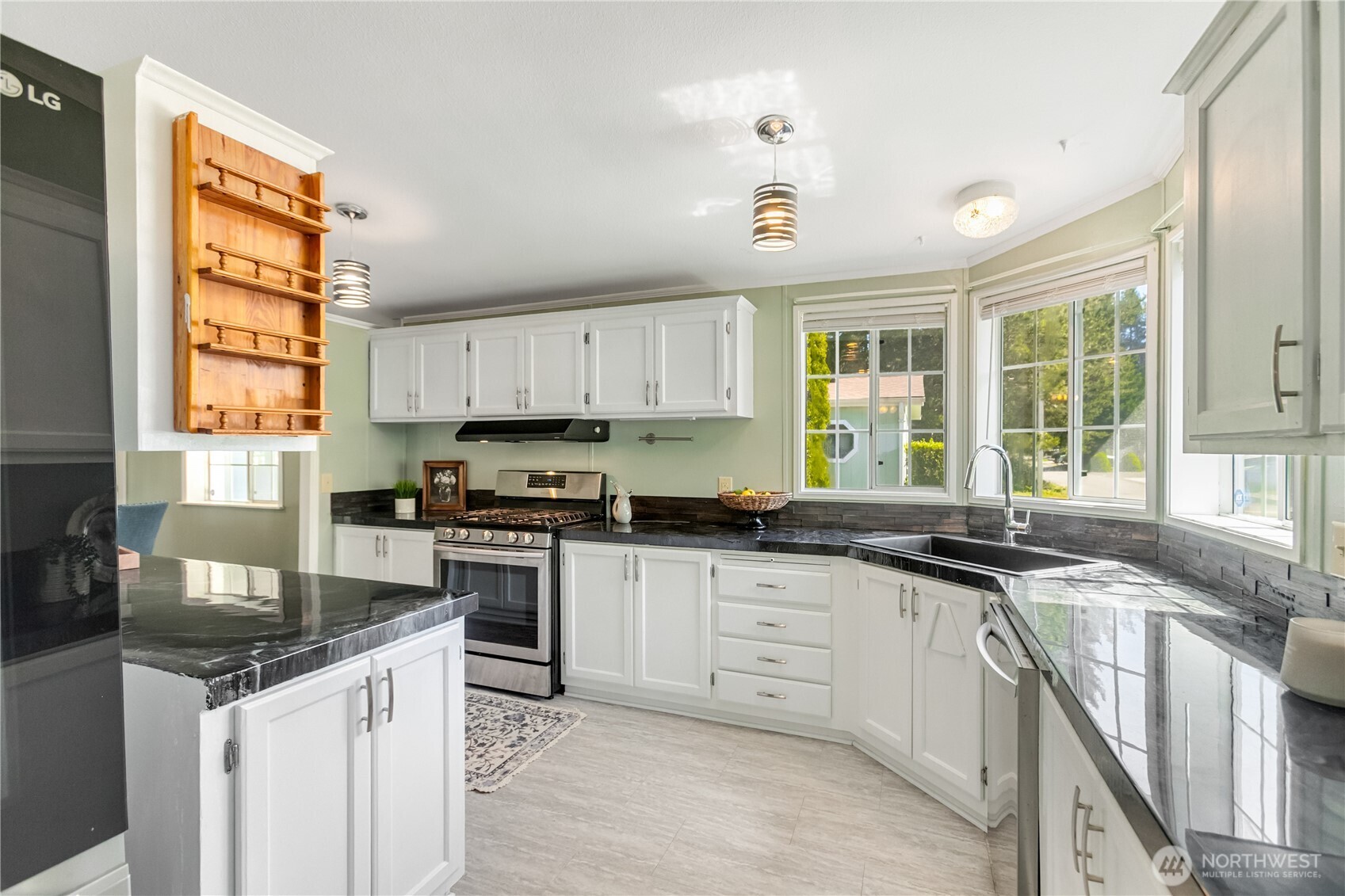 2019 SE Richmond Lane , Port Orchard, WA 98367