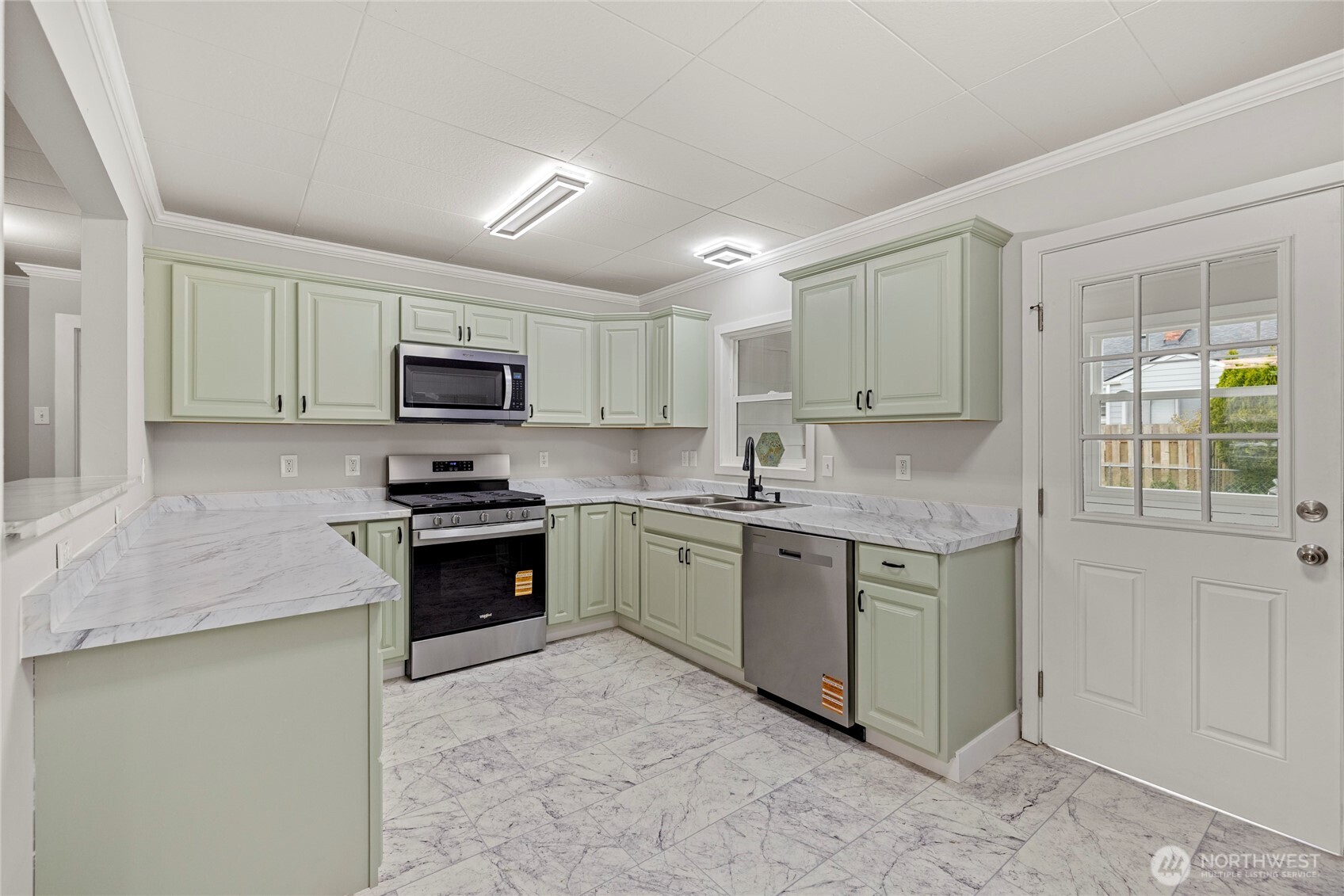 1229 Harrison Street , Mount Vernon, WA 98273