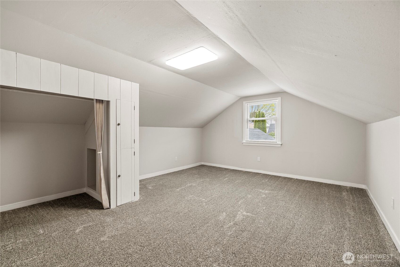 1229 Harrison Street , Mount Vernon, WA 98273
