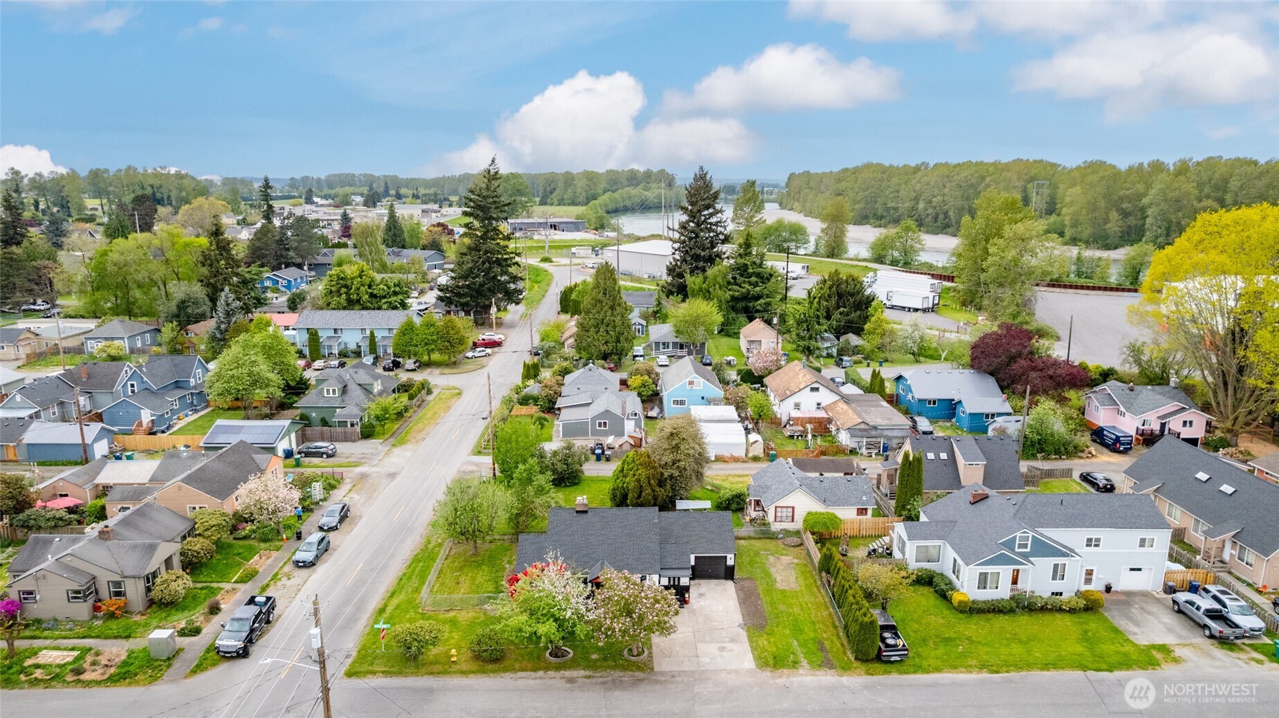 1229 Harrison Street , Mount Vernon, WA 98273
