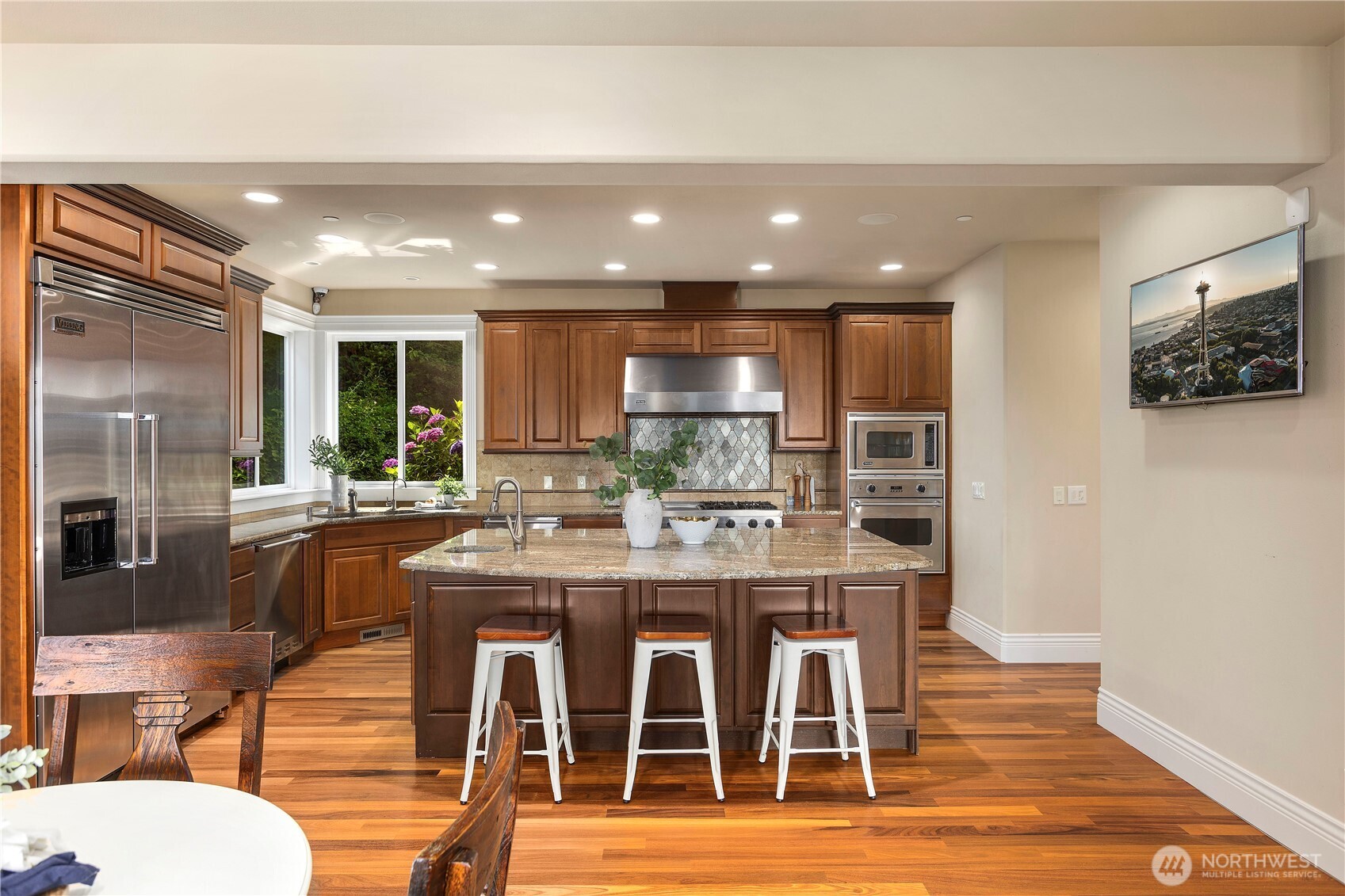 645 Cornelia Avenue , Mukilteo, WA 98275