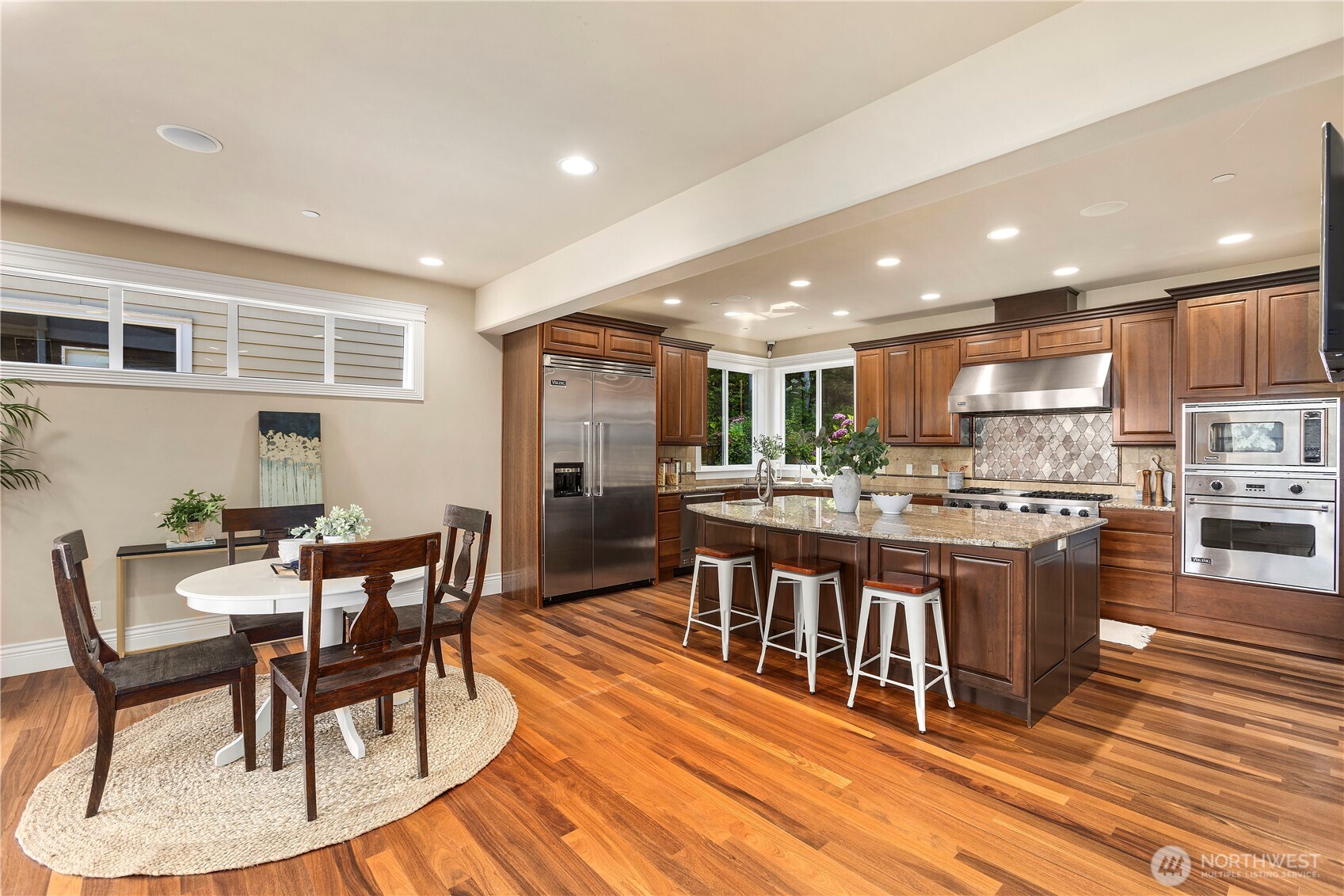 645 Cornelia Avenue , Mukilteo, WA 98275