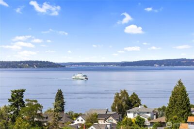 645 Cornelia Avenue , Mukilteo, WA 98275 - Photo 2