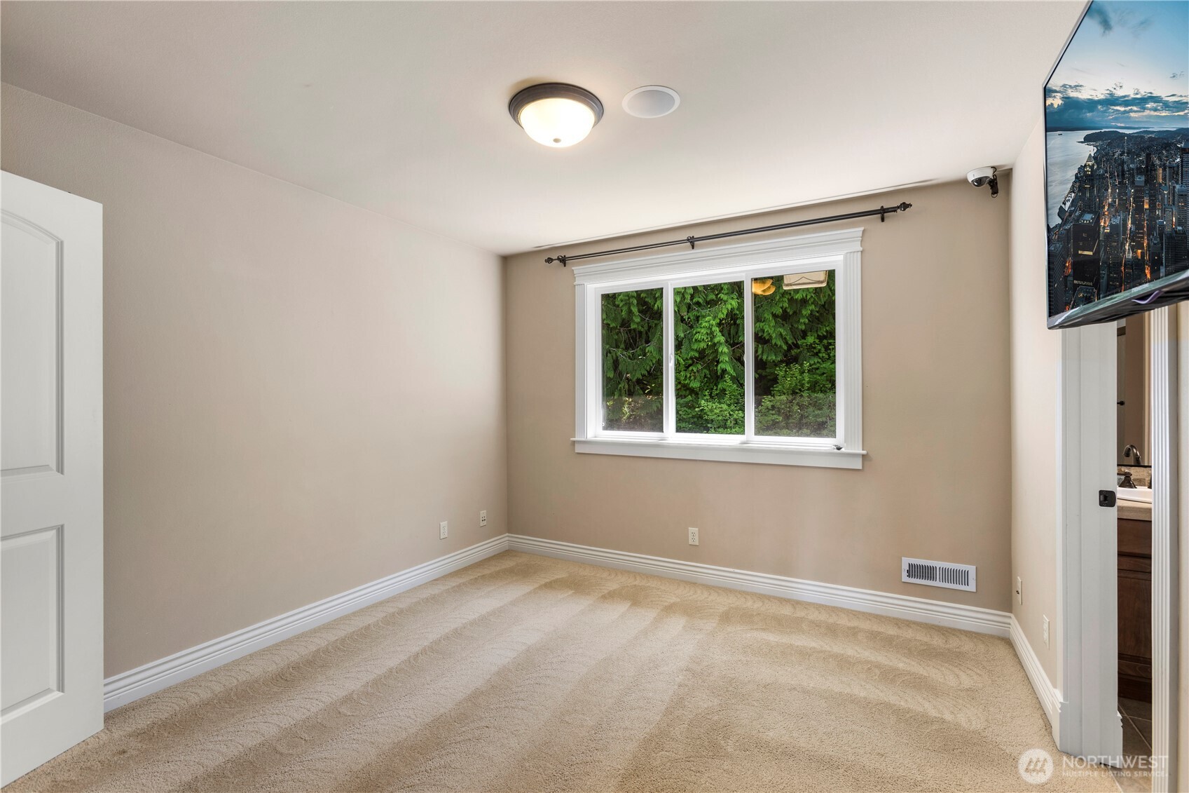 645 Cornelia Avenue , Mukilteo, WA 98275