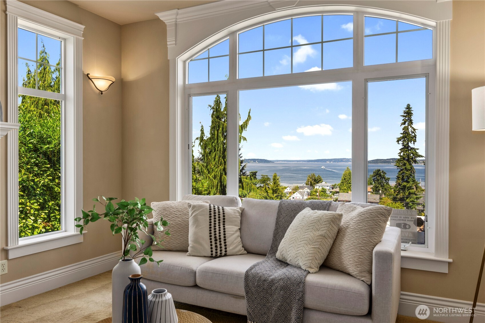 645 Cornelia Avenue , Mukilteo, WA 98275