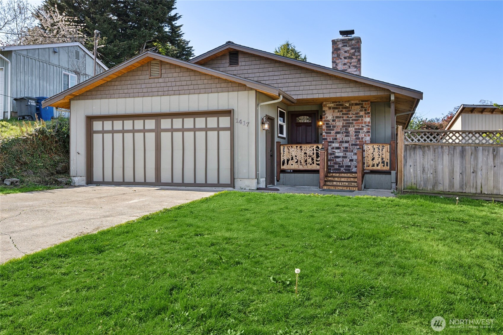 1417 S 257th Place , Des Moines, WA 98198