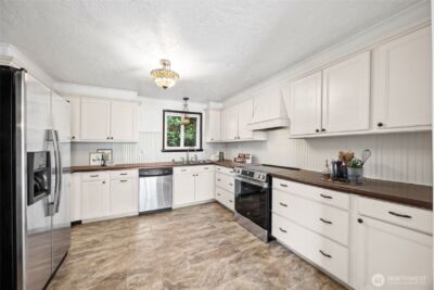 1417 S 257th Place , Des Moines, WA 98198 - Photo 15