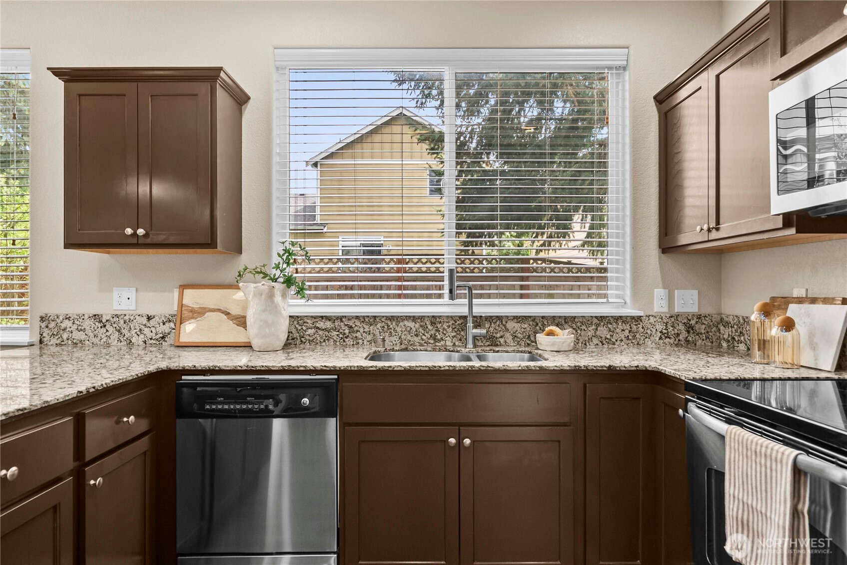 8327 54th Avenue SE, Olympia, WA 98513