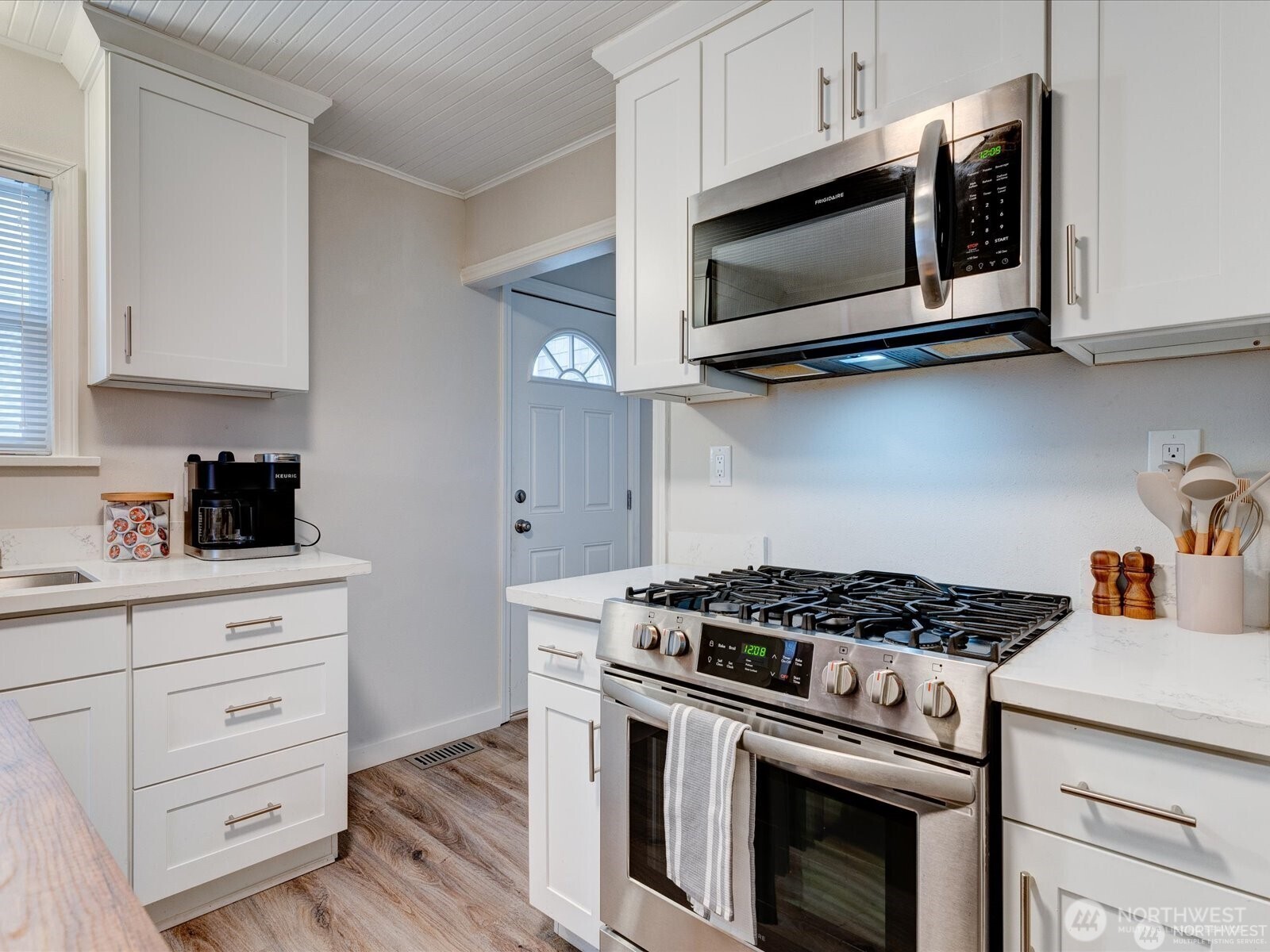 1626 39th Avenue E, Seattle, WA 98112