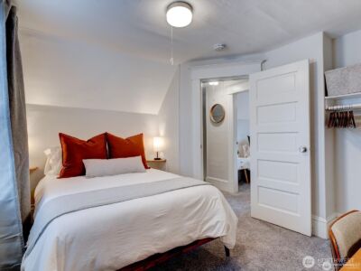 1626 39th Avenue E, Seattle, WA 98112 - Photo 24