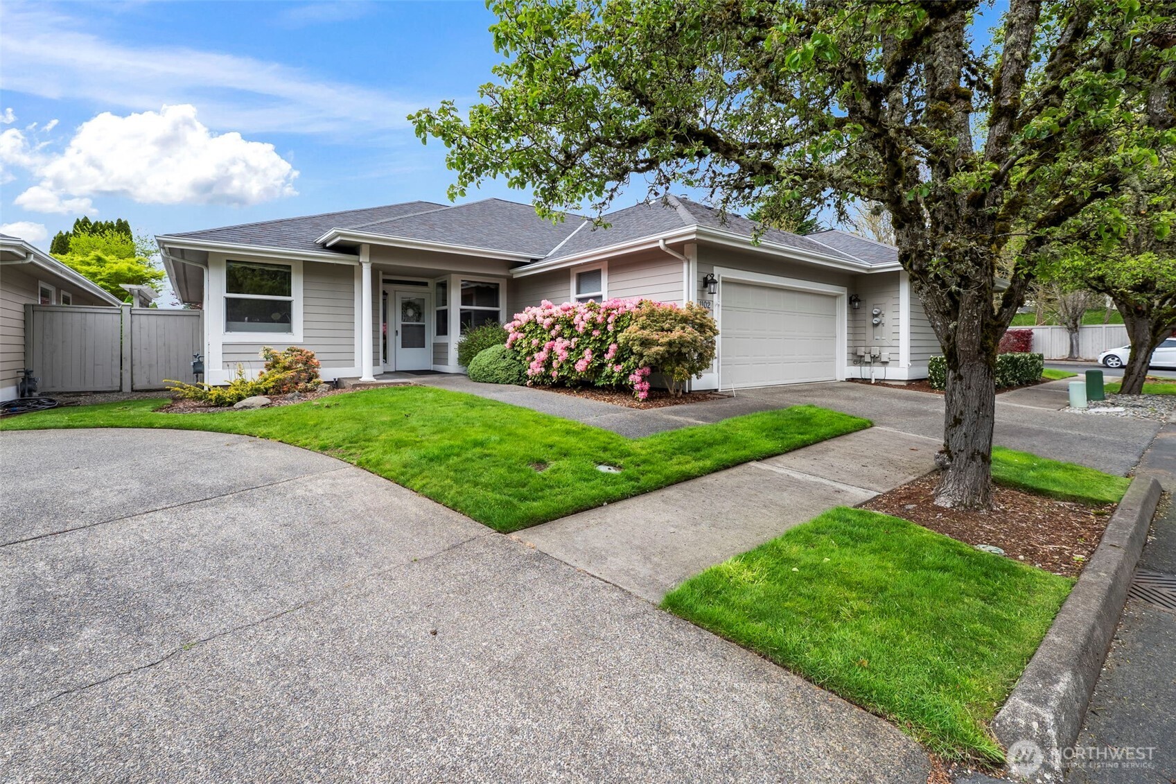 1102 Garden Circle , Tacoma, WA 98466
