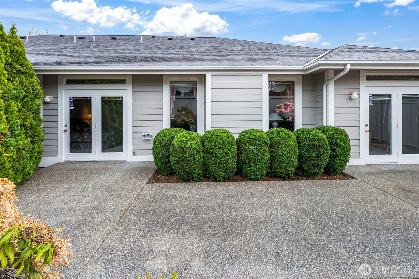 1102 Garden Circle , Tacoma, WA 98466