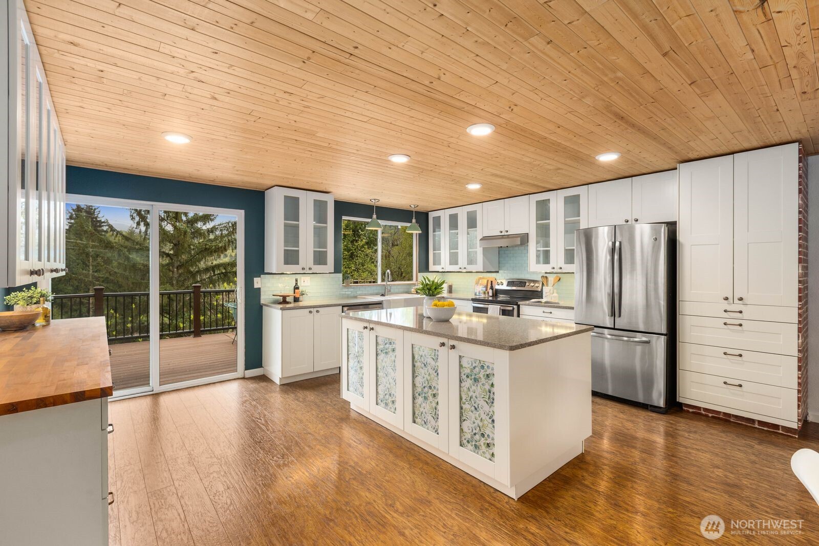 36631 SE Fall City Snoqualmie Road , Fall City, WA 98024