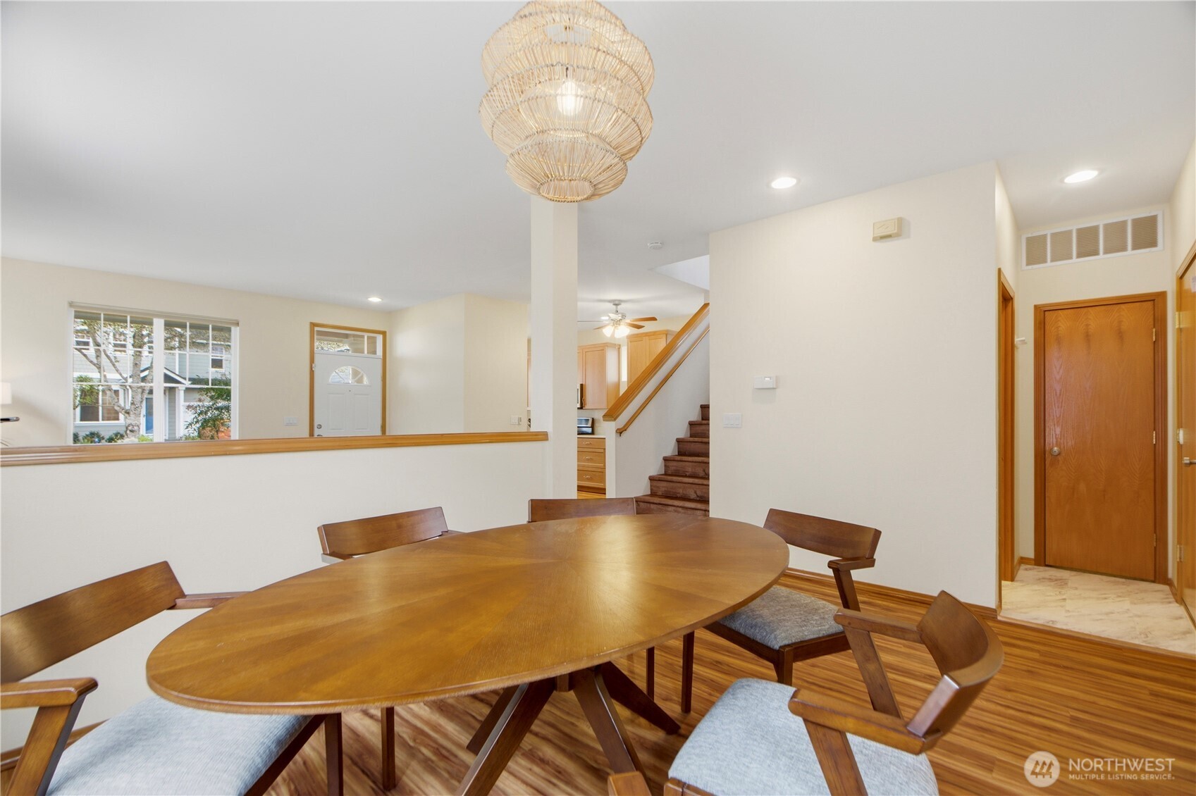 24713 233rd Place SE, Maple Valley, WA 98038