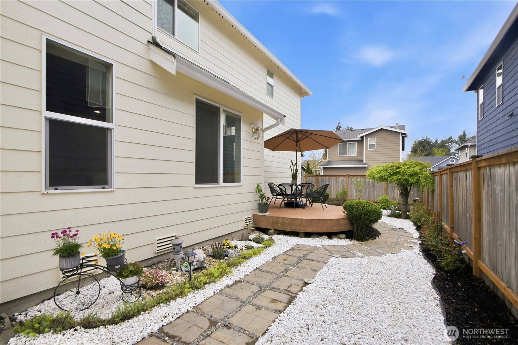 24713 233rd Place SE, Maple Valley, WA 98038
