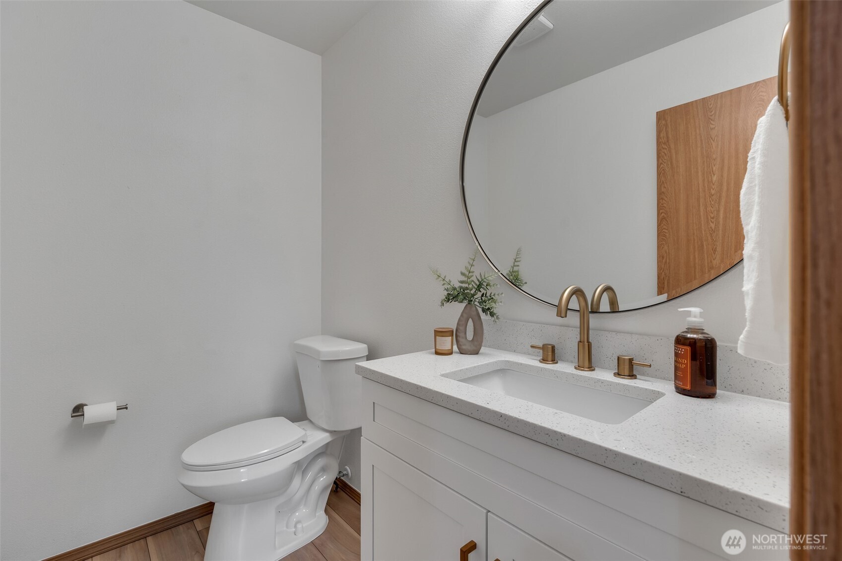 17910 Panorama Boulevard E, Bonney Lake, WA 98391