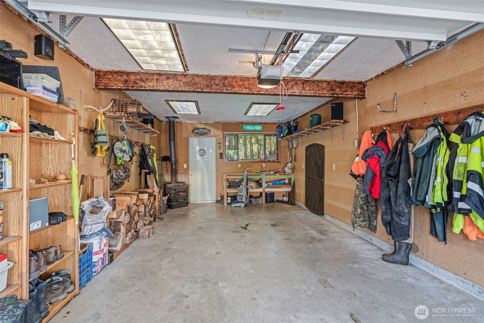 1269 King Road , Winlock, WA 98596