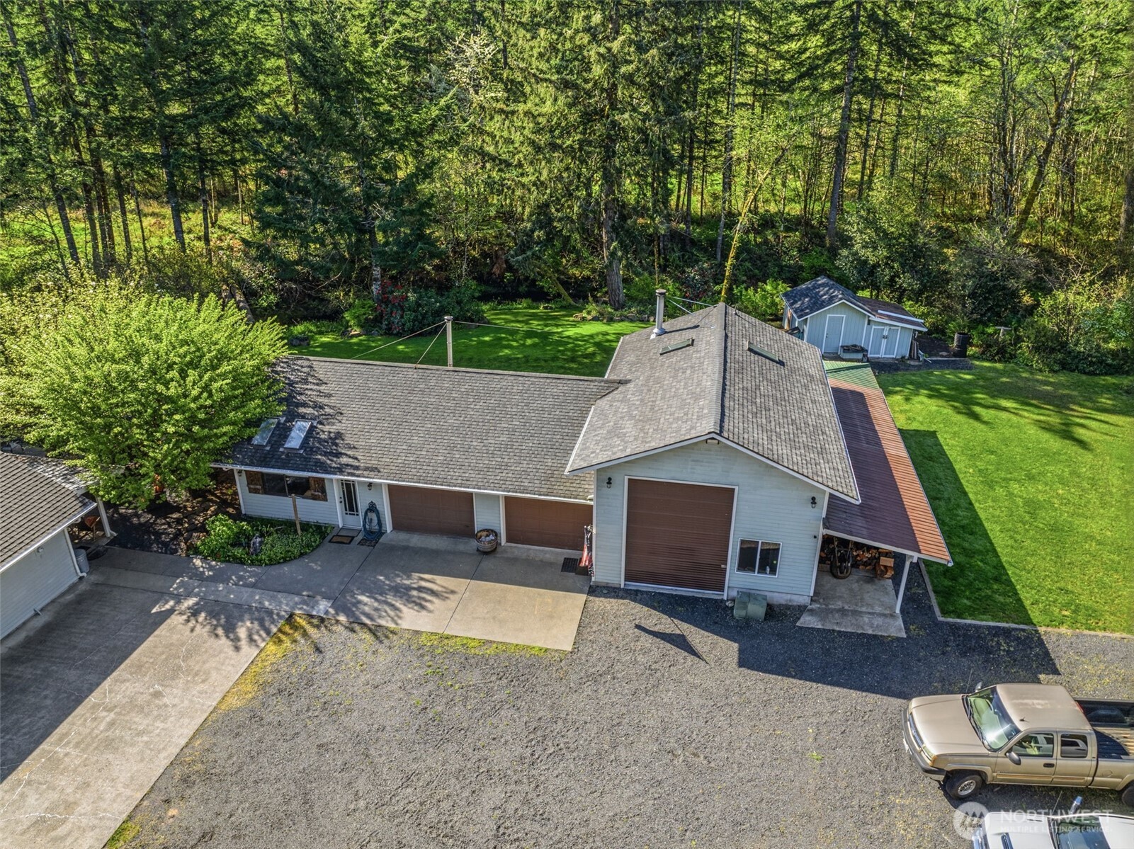 1269 King Road , Winlock, WA 98596