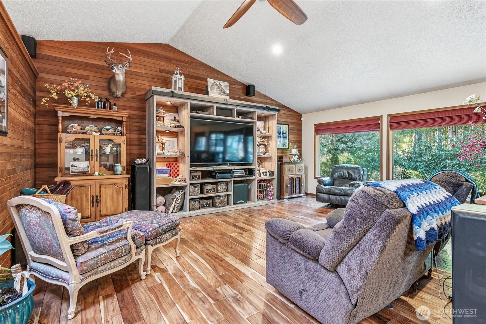1269 King Road , Winlock, WA 98596