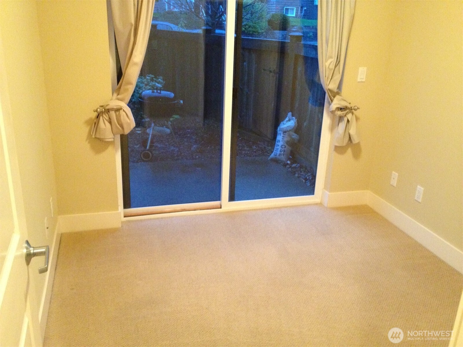 2639 NW 58th Street #B, Seattle, WA 98107