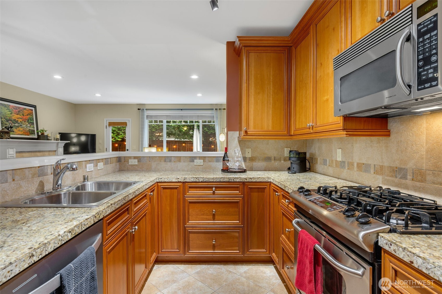 8507 Bowdoin Way #1, Edmonds, WA 98026