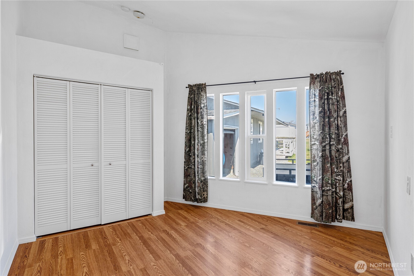 412 Apple Place SW, Mattawa, WA 99349