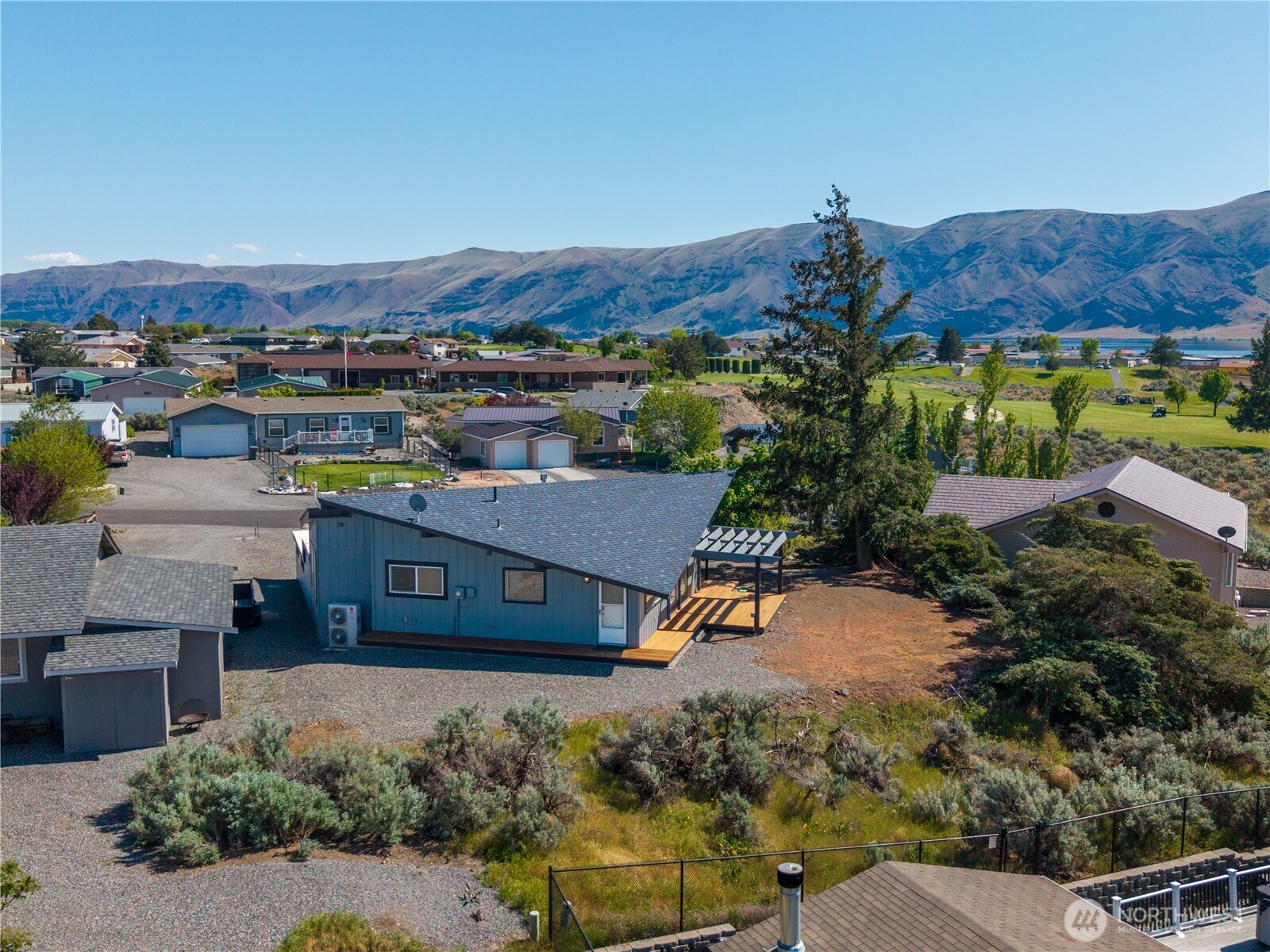 412 Apple Place SW, Mattawa, WA 99349