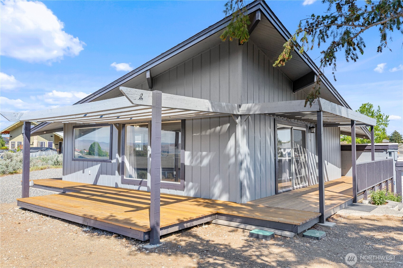 412 Apple Place SW, Mattawa, WA 99349