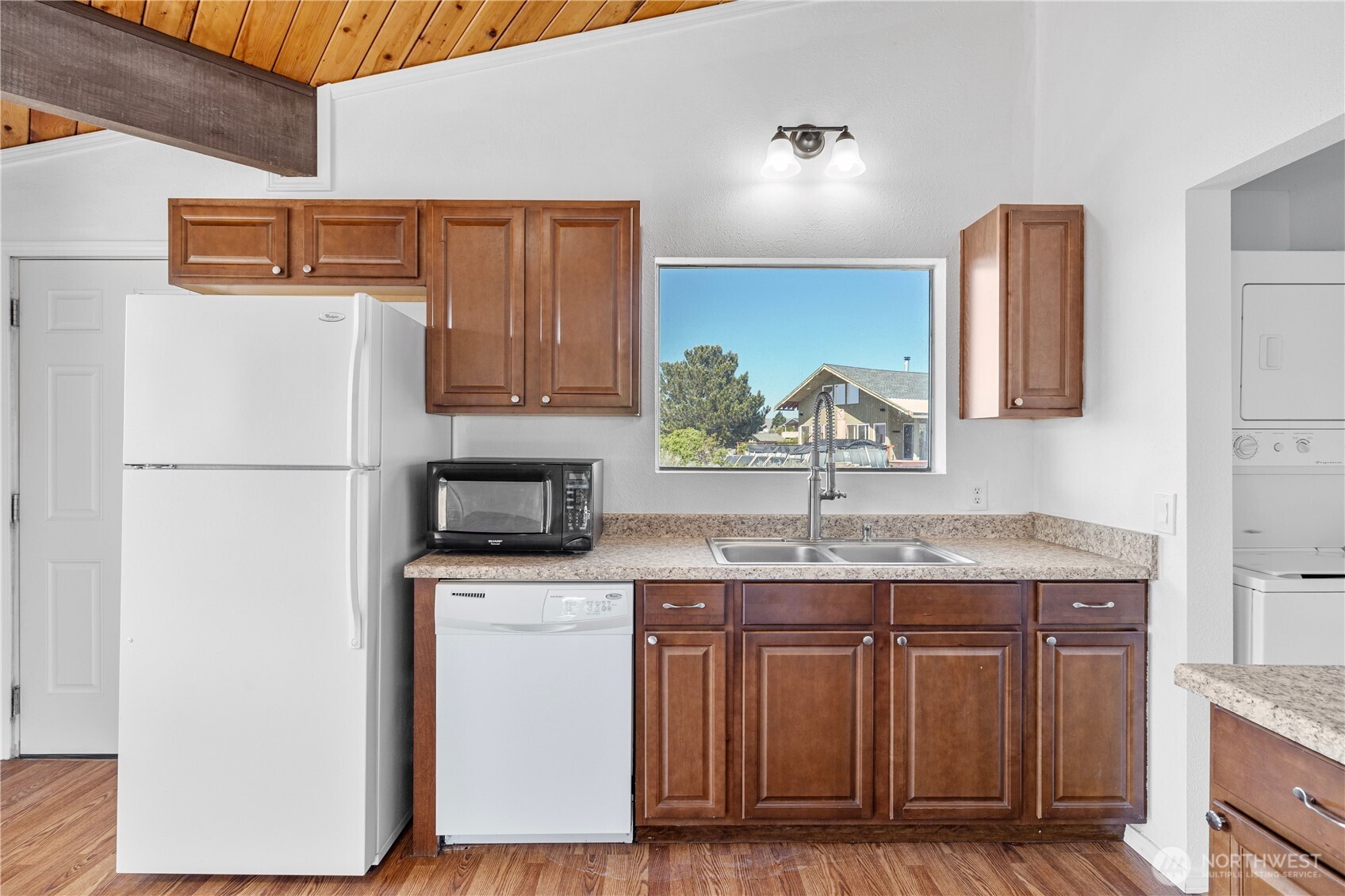 412 Apple Place SW, Mattawa, WA 99349