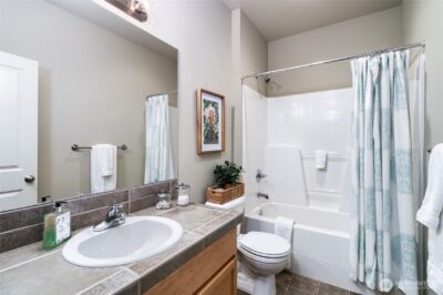 4702 Parkview Lane , Mount Vernon, WA 98274 - Photo 32