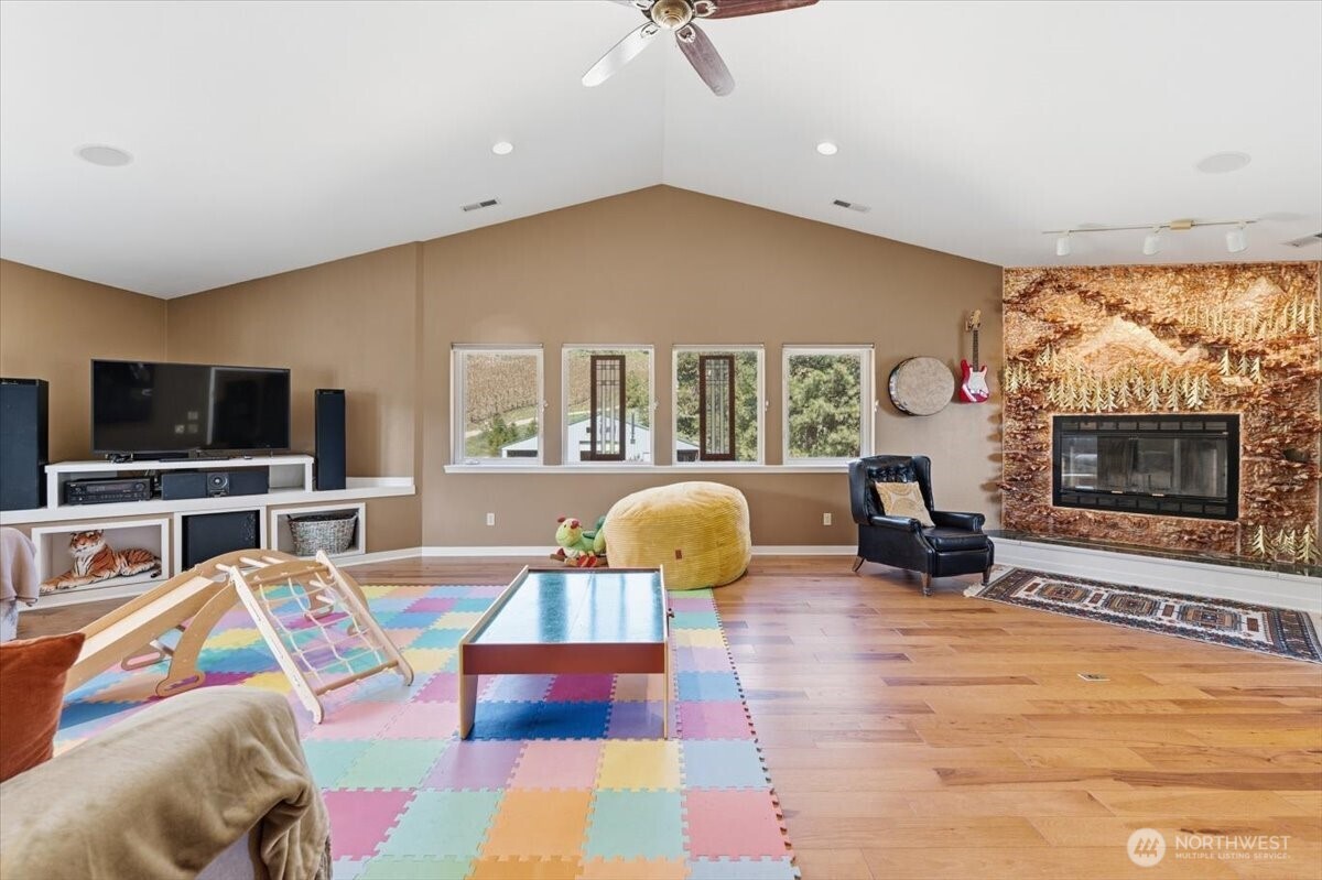 2612 Halvorson Canyon Road , Wenatchee, WA 98801