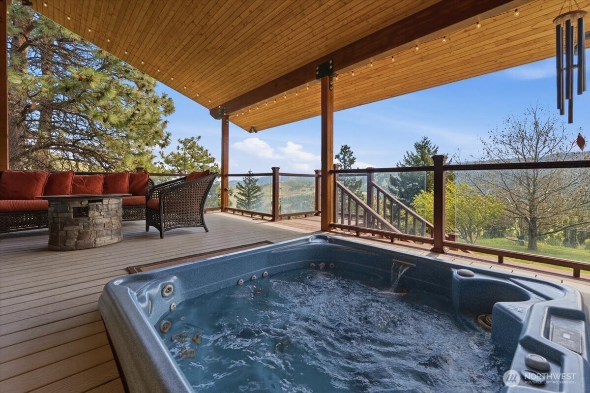 2612 Halvorson Canyon Road , Wenatchee, WA 98801