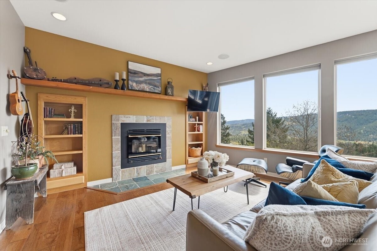 2612 Halvorson Canyon Road , Wenatchee, WA 98801