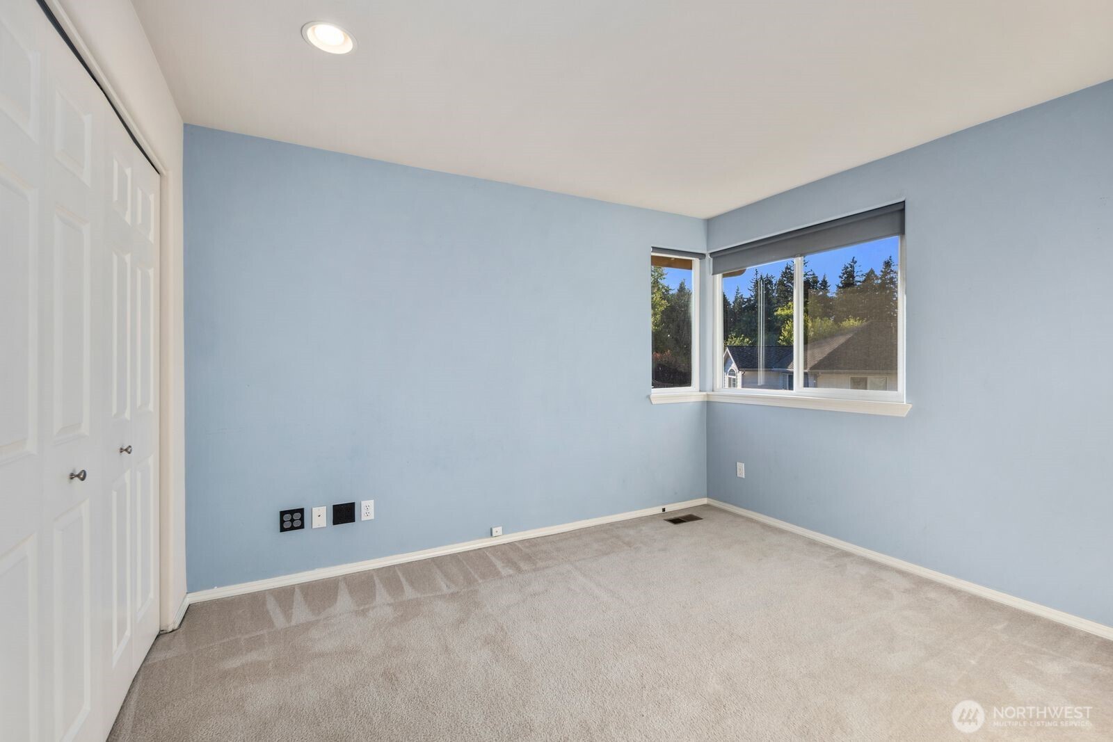 8218 126th Place SE, Newcastle, WA 98056